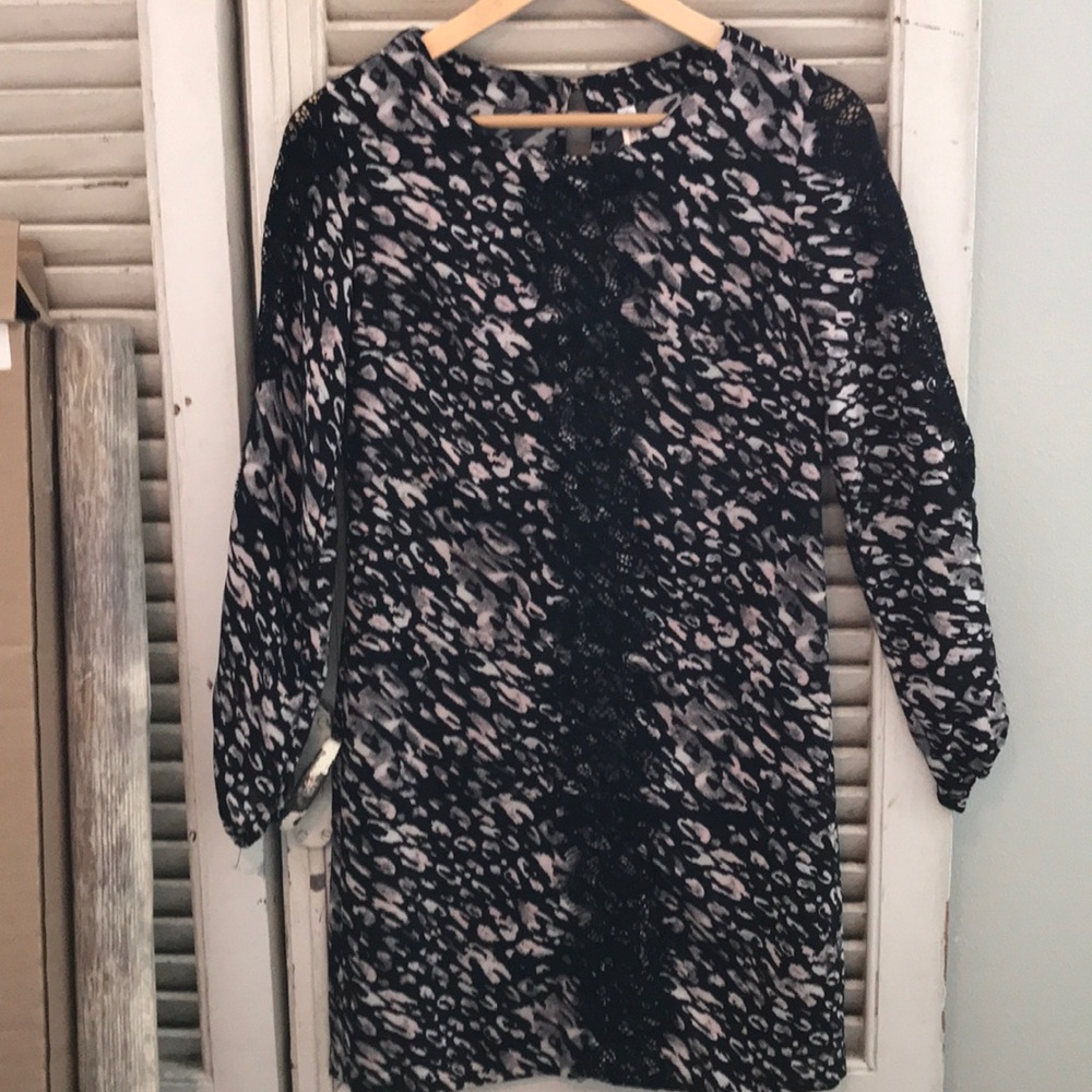 Long sleeve fitted dress